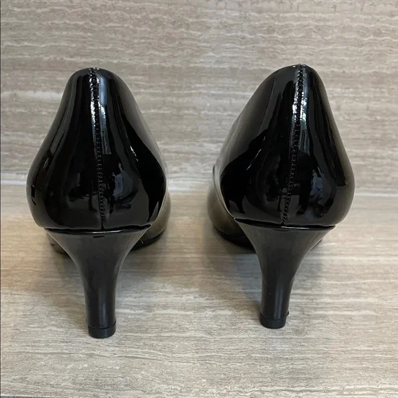 LIFE STRIDE NWOT Women’s Size 9 Shiny Black Pumps Low Heel patent - Picture 9 of 13